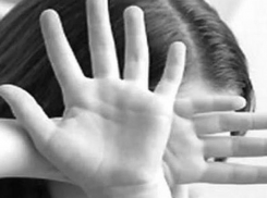 Житель Криулянского района изнасиловал свою 13-летнюю падчерицу 