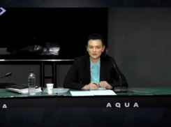 Экс-прокурор требует с Санду миллион леев