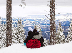 Зимнюю сказку с розами на снегу показала самая красивая девушка Молдовы