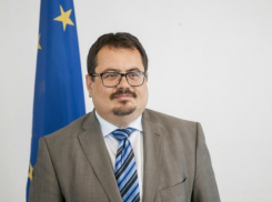 Посол Франции в Молдове поддержал Петера Михалко насчет его реплики по Шору