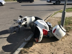 При столкновении с автомобилем на Чеканах серьезно пострадал мотоциклист