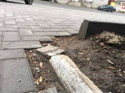 Ремонт по европейским стандартам? Тротуар на улице Александри уже разрушается