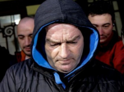 Педофил-полицейский был награжден президентом Румынии медалью «За мужество и веру»