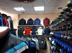 Контрафактные одежду и обувь на полмиллиона леев конфисковали у трех молдавских бизнесменов