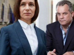 Одинцов напомнил, как награждали Санду и Плахотнюка