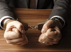 Адвоката подозревают в распространении наркотиков