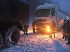 Четыре автомобиля столкнулись в Штефан-Водском районе: есть пострадавшие
