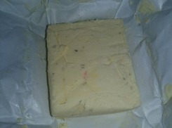 Загадочное масло с зелеными точками продали в магазине жителю Кишинева