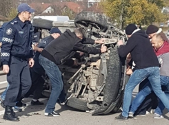 Автомобиль с 83-летним водителем перевернулся после столкновения с грузовиком в Криулянском районе 