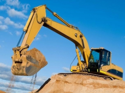 Семья шесть лет богатела на незаконном карьере в Ниспоренском районе, а местные власти закрывали на это глаза 