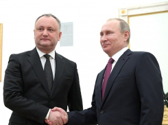  Игорь Додон поздравил Владимира Путина с днем рождения