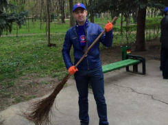 Депутат Сергей Сырбу пообещал новый «кошмар», но ему отключили микрофон