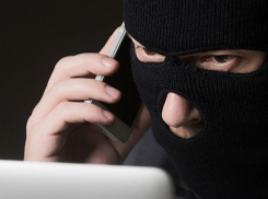 Эстонец и украинка получили по 5 лет за мошенничество в Молдове