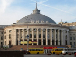 Власти Украины решили избавиться от киностудии имени Довженко и всех цирков