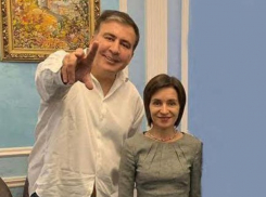 Саакашвили лезет в дела Молдовы и раздает советы Санду