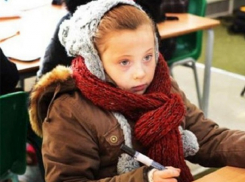 Экстренная мера: власти Украины закрыли все учебные заведения и детсады