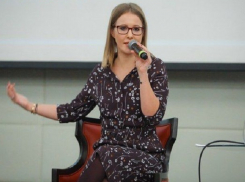 Ксения Собчак заявила в Кишиневе, что Леонид Якубович «хочет всех убить»