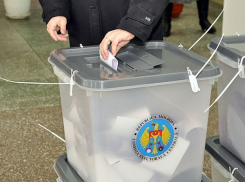 Участки для голосования на выборах президента начали работу 