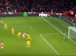 Шедевральный «удар скорпиона» объявили самым красивым голом 2017 года