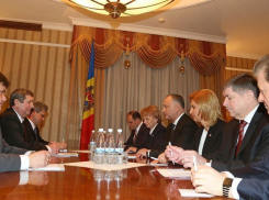 Александр Лукашенко пригласил Игоря Додона посетить Беларусь с официальным визитом