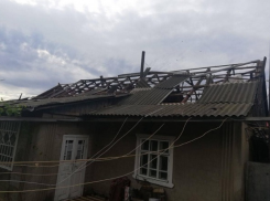 В Басарабяске дом «взлетел на воздух» после урагана