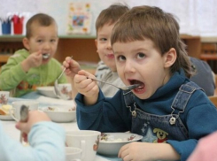Питание в детсадах Кишинева стало более здоровым и разнообразным 