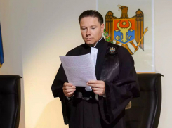 Глава ВСМ: Судей из Сорок могут временно отстранить от должности из-за инцидента на заправке