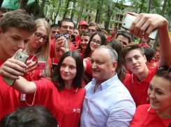 Президент Молдовы открыл летний форум молодежи в Вадул-луй-Водэ