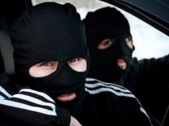 Похишение мужчины с избиением и рытьем могилы произошло в Яловенском районе