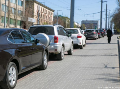 Штрафные пункты и деньги: для любителей неправильной парковки наступили нелегкие времена