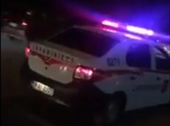 Нарушение правил парковки «стеснительными» столичными полицейскими сняли на видео