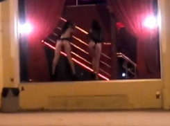 Эротический танец стриптизерш для одесситов и гостей города сняли на видео