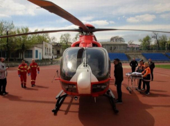 Пострадавшую от взрыва газа жительницу Кишкарен доставили в Кишинёв на вертолёте