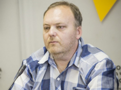 Букарский о решении КС по русскому языку: тем, кто живет в Молдове 300 лет, показали, что они - никто