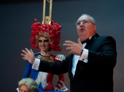 Лучший тамада мира призвал заниматься сексом после решения судьбы Киртоакэ