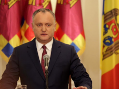 Президент: лучше досрочные выборы, чем правительство с людьми Шора и Плахотнюка