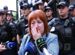 Неприкосновенная Домника: глава КС твердит о «давлении на судей» и прочих небылицах