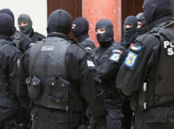 Массовые обыски в Румынии выявили крупную сеть по отмыванию денег