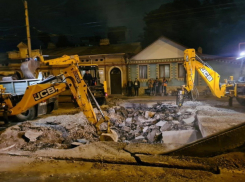 Едва не рухнула часть улицы Измаильской в Кишиневе - потребовалось срочное вмешательство