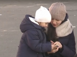 Воспитательница детсада ногами избила девочку на глазах у ее шокированной матери