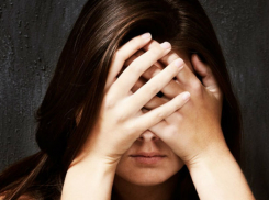 Двое молдавских мужчин изнасиловали в автомобиле несовершеннолетнюю в присутствии полицейского