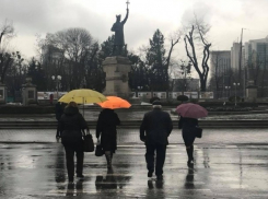 Вместе с теплом на Молдову идут дожди: погода в понедельник