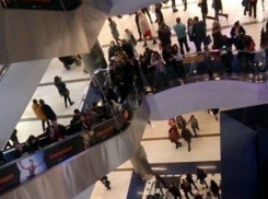 В «Ночь скидок» кишиневцы атаковали магазины