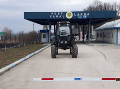 Купленный за счет государственной субсидии трактор контрабандой отправили на Украину