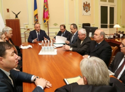 Игорь Додон создает комиссию по исторической экспертизе 