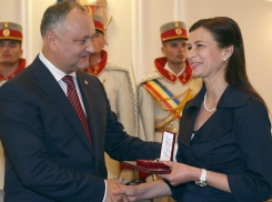 Выдающиеся врачи Молдовы получили награды от Игоря Додона