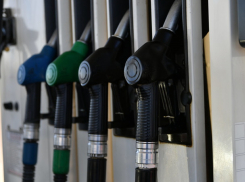 С 1 января повысятся акцизы на дизельное топливо и бензин