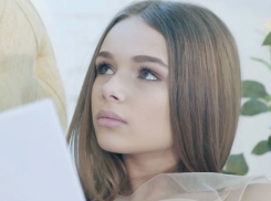 Знаменитая красавица из Кишинева оказалась романтической героиней потрясающего клипа финалиста шоу «Голос. Дети»