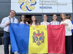 Молдавские школьницы блеснули на олимпиаде по математике в Приштине