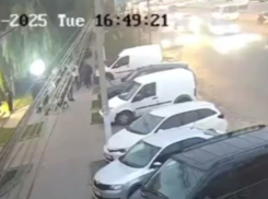 В Комрате автоледи перепутала педали газа и тормоза и въехала в 3-летнего ребенка